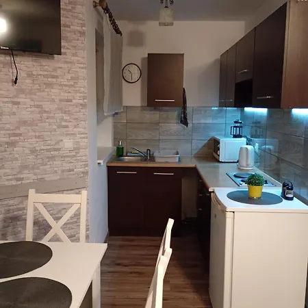 Tatil Evi Idylla Polom Maly